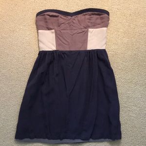 Soft, strapless mini dress